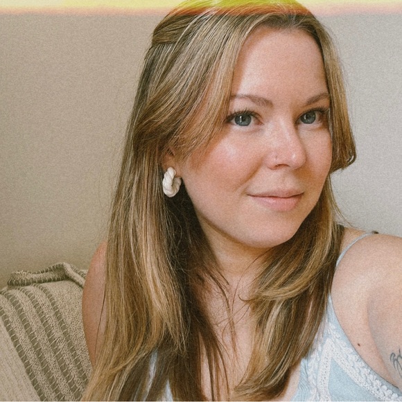 Meet your Posher, Samantha - Picture 1 of 1